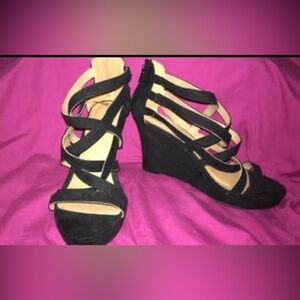 Maurice’s black microfiber black wedge heel sandals size 11 NWOT